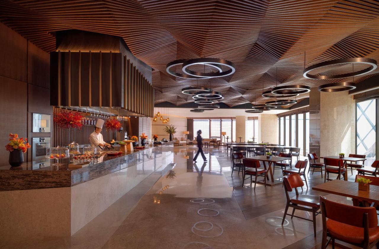 Отель Grand Hyatt Xi'An Сиань Экстерьер фото